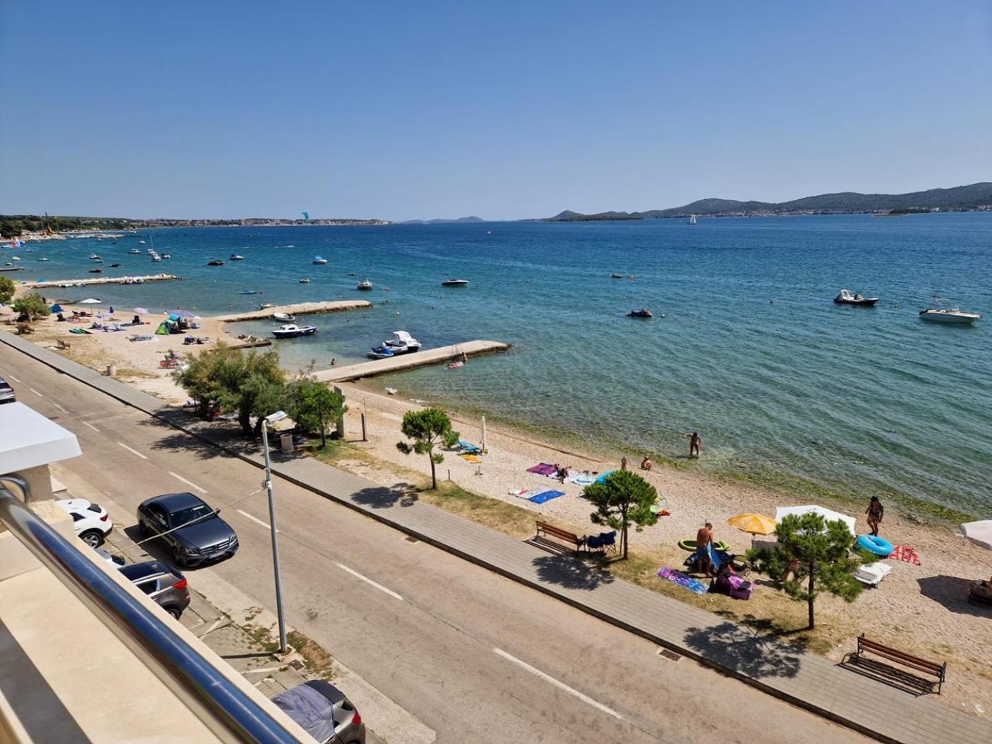 Seaside Apartments Турань Экстерьер фото
