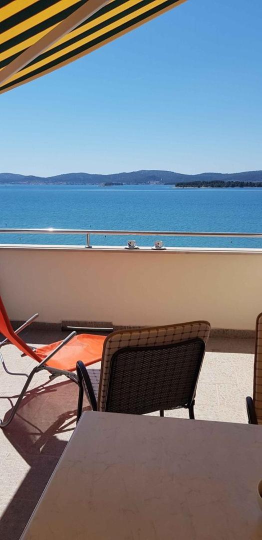 Seaside Apartments Турань Экстерьер фото